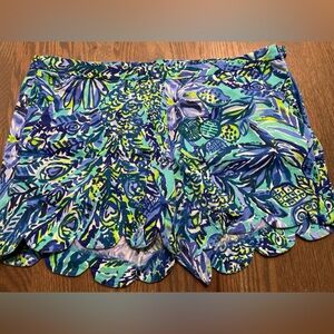 Lilly Pulitzer Magnolia scalloped shorts